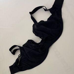 Crossover Underwire Bra with Lace Trim 30I